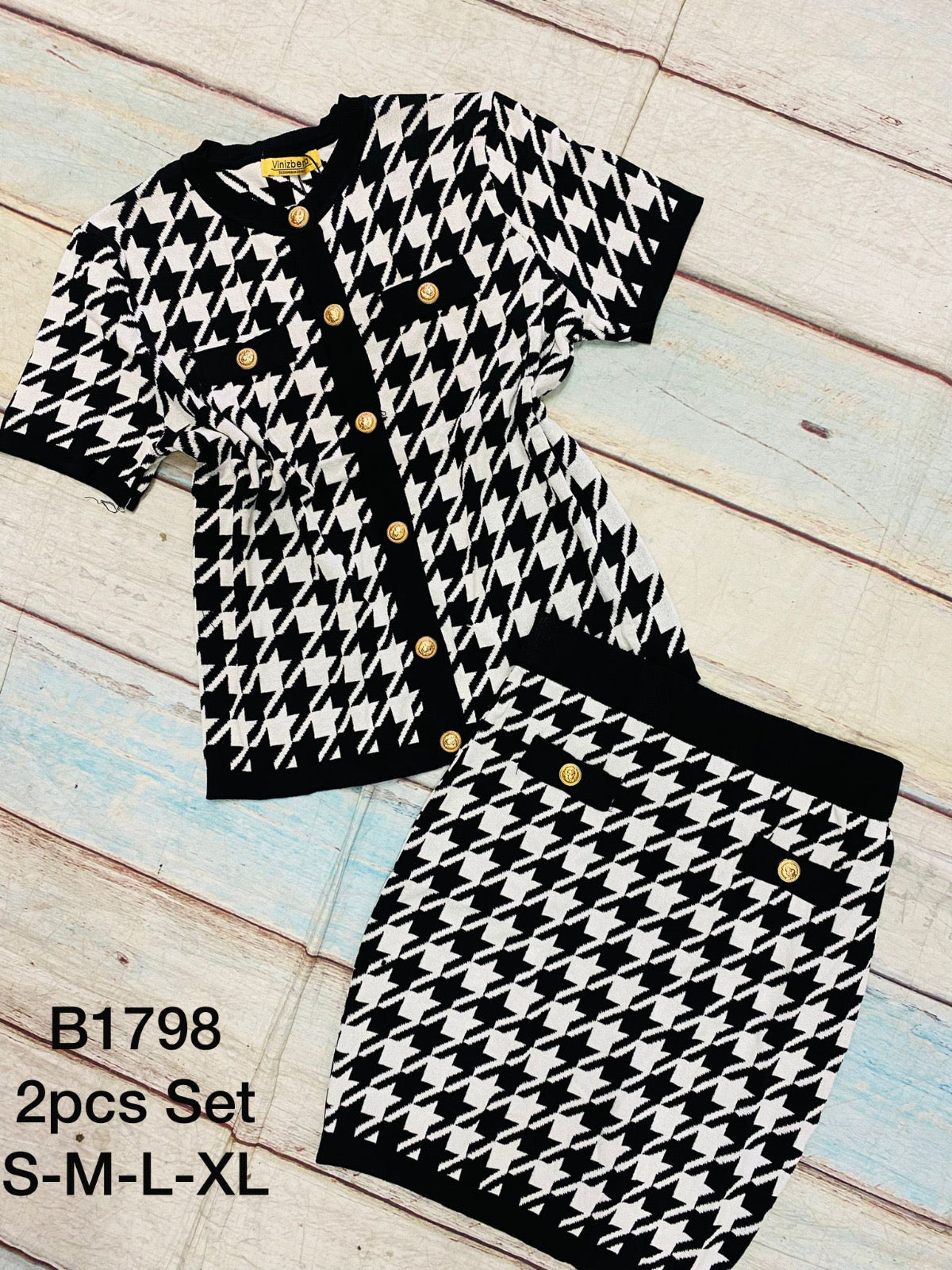 Conjunto Falda y Blusa